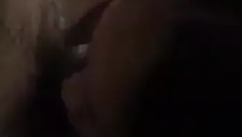 看纹身就知道是一个有故事的女同学