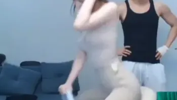 直播带货这块还是韩国会玩，女团在销量不得飞起来了