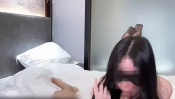 【唐伯虎】黑丝情趣骚母狗骑乘服务 肉棒一插到底内射骚穴