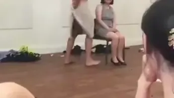 给大家变个魔术吧