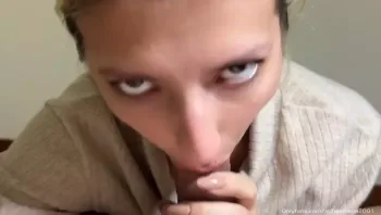 Sofiaortega2001 国人小伙为国争光，各种玩肏00后哥伦比亚白人大美妞2.MP4