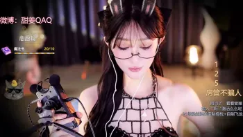 AMSR 虎牙张爱玲 声优主播，很骚，女友感，后期还整上阿黑颜了，高潮脸翻白眼32