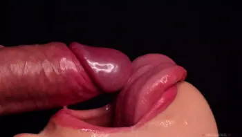 SweetheartKiss  asmr  视角清奇 咬破避孕套，零距离观察口爆性爱射精瞬间合集3.MP4