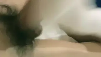 推特淫妻yiyinhuanqi 超级爱口交 足交 口爆吞精骚的一比！